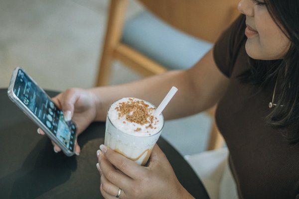 Influence et pouvoir : Comment les célébrités changent le monde